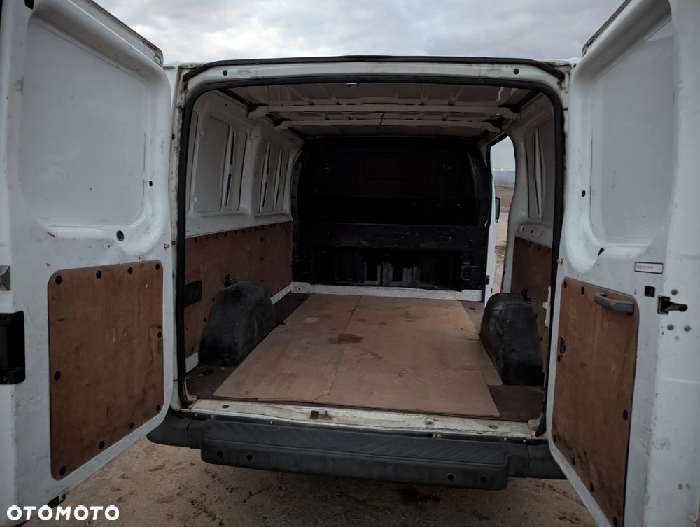 Ford Transit - 9