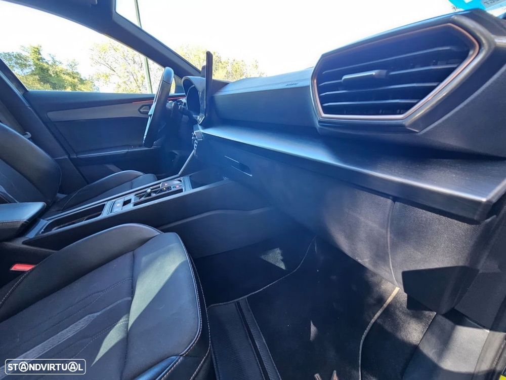 Cupra Formentor 1.4 e-Hybrid Sport DSG - 33