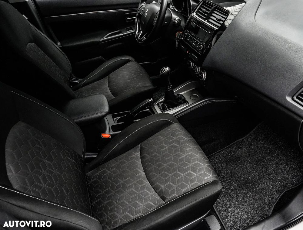 Mitsubishi ASX 2.0 2WD MIVEC MT Inform - 12