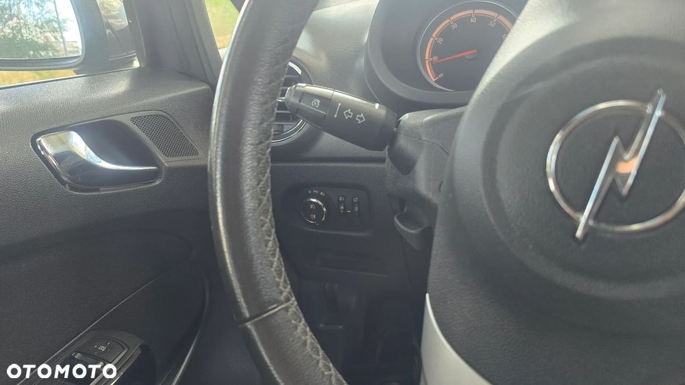 Opel Corsa 1.2 16V Enjoy - 37