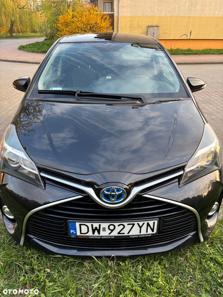 Toyota Yaris Hybrid 100 Premium EU6 - 3