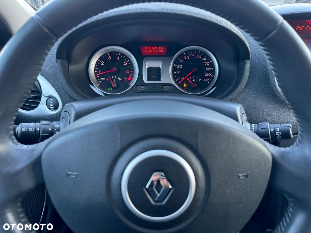 Renault Clio TCe 100 Expression - 18