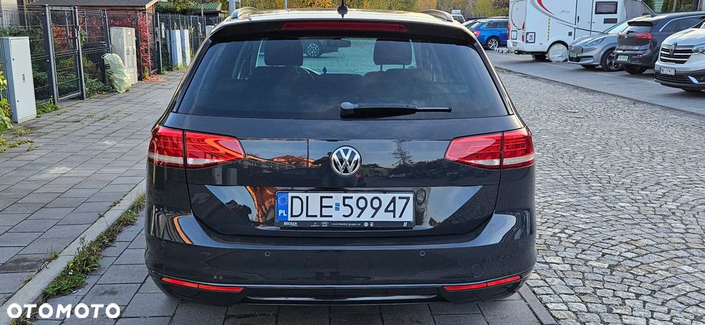 Volkswagen Passat Variant 2.0 TDI SCR BlueMotion Comfortline - 37