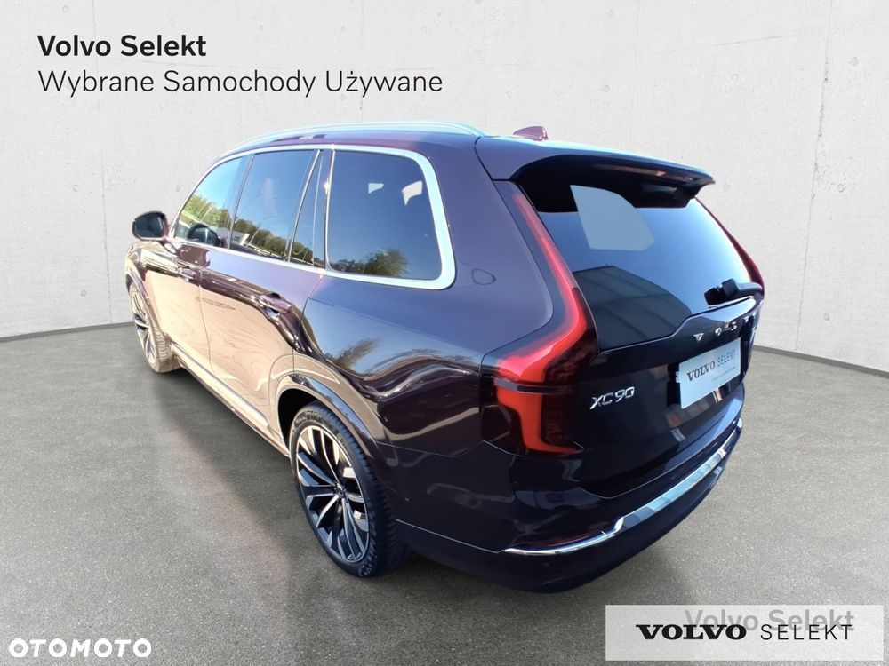 Volvo XC 90 - 9