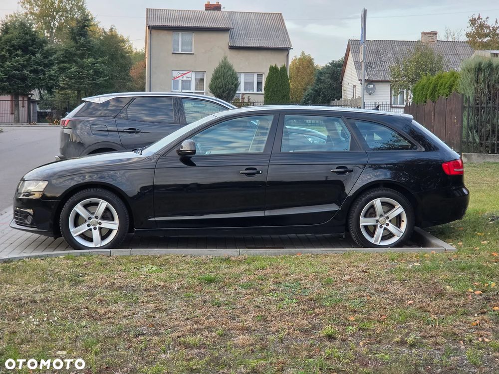 Audi A4 Avant - 4
