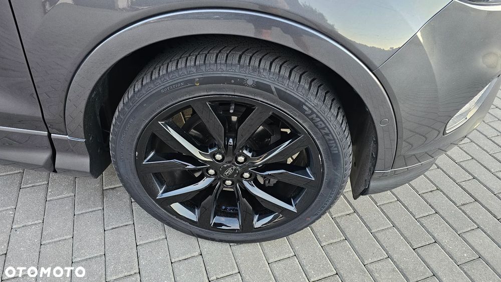 Ford Kuga 1.5 EcoBoost 2x4 ST-Line - 11