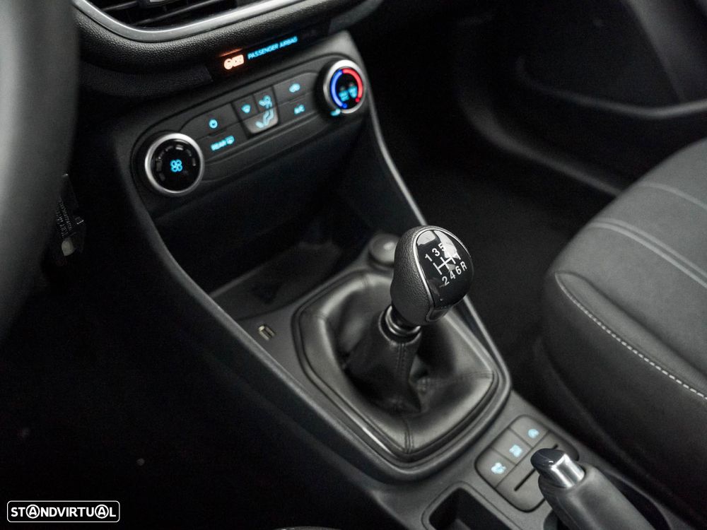 Ford Fiesta 1.0 EcoBoost MHEV Connected - 19
