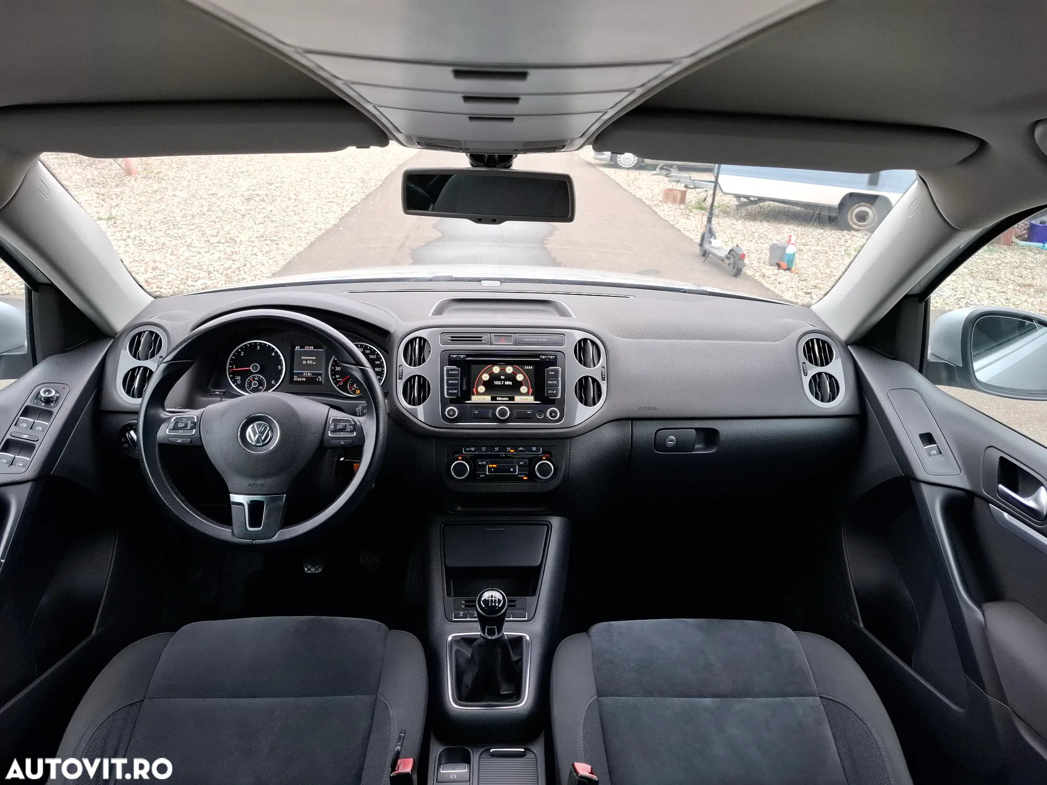 Volkswagen Tiguan 2.0 TDI BMT Sport & Style - 5