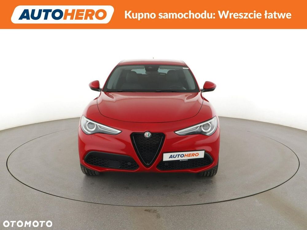Alfa Romeo Stelvio 2.0 Turbo 16V AT8-Q4 Lusso - 12
