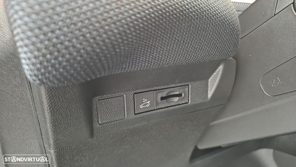 Citroën C5 Aircross 1.2 Hybrid Max e-DSC6 - 17