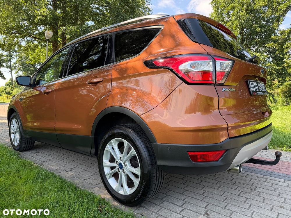 Ford Kuga 2.0 TDCi 2x4 Titanium - 5