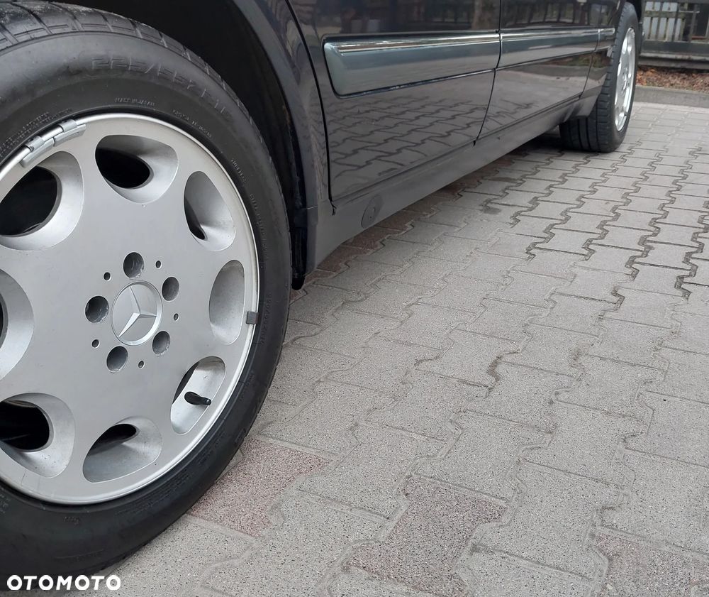 Mercedes-Benz Klasa E - 20