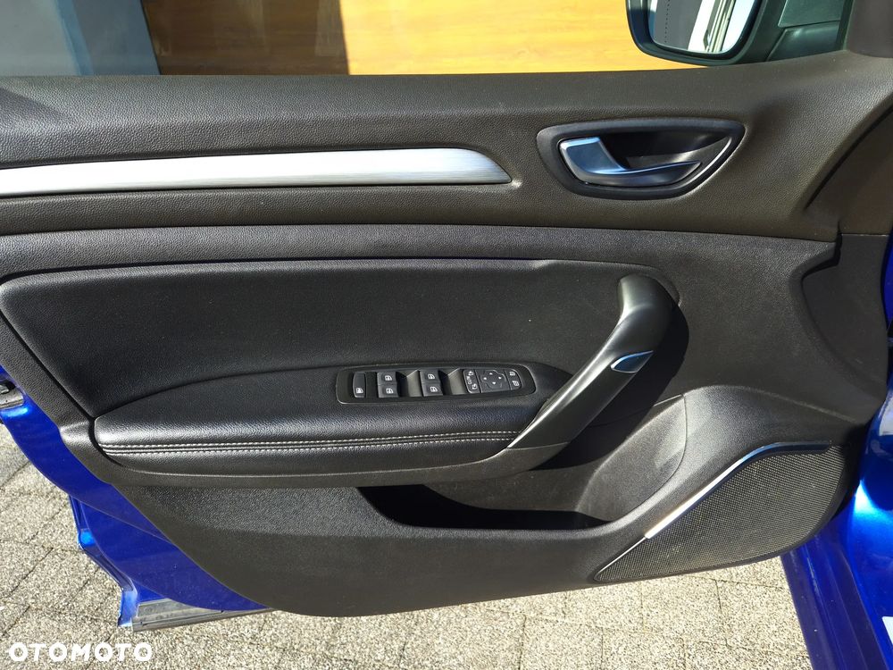 Renault Megane TCe 140 GPF GT LINE - 24