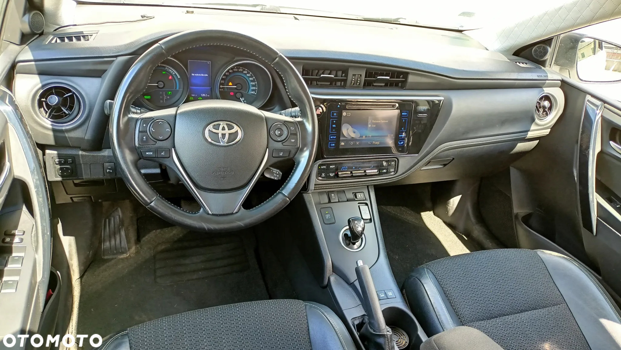 Toyota Auris - 20
