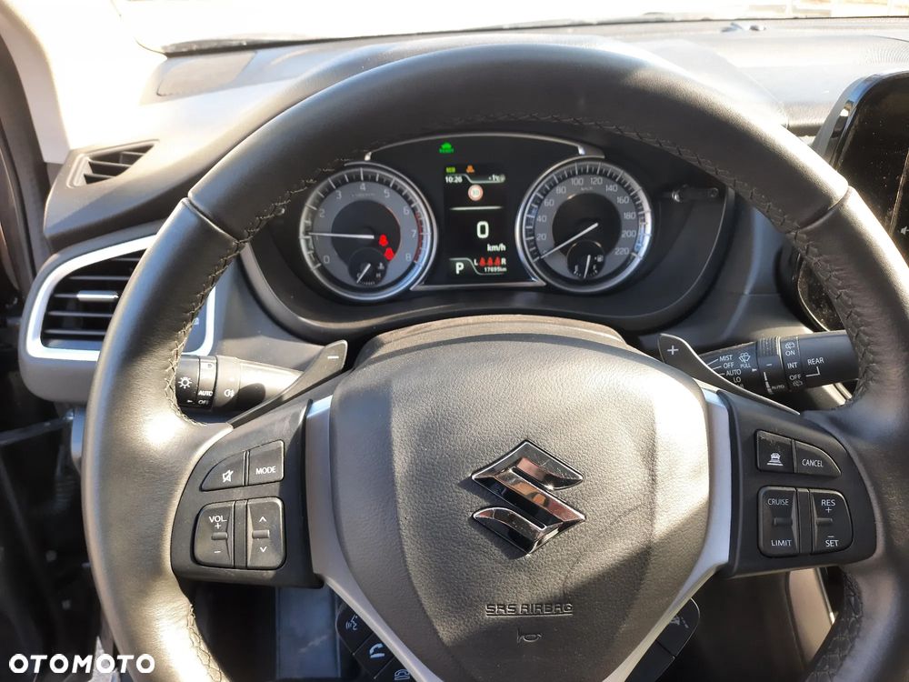 Suzuki S-Cross - 12
