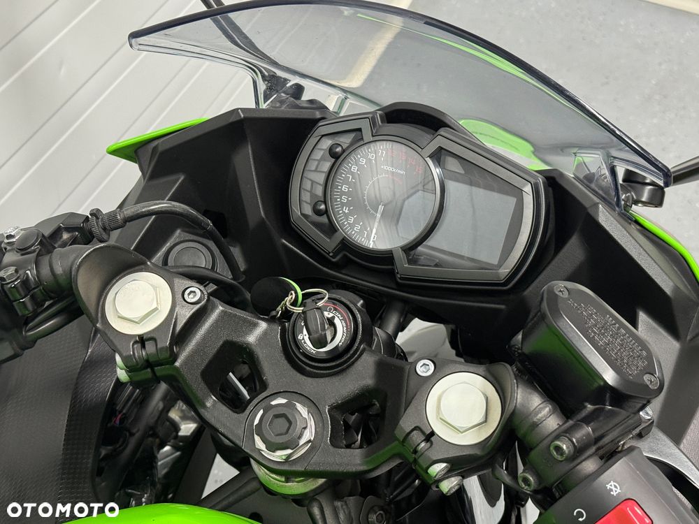 Kawasaki Ninja - 16