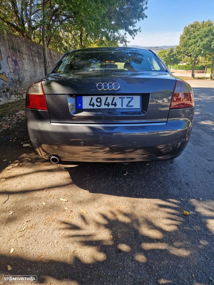 Audi A4 1.6 - 21