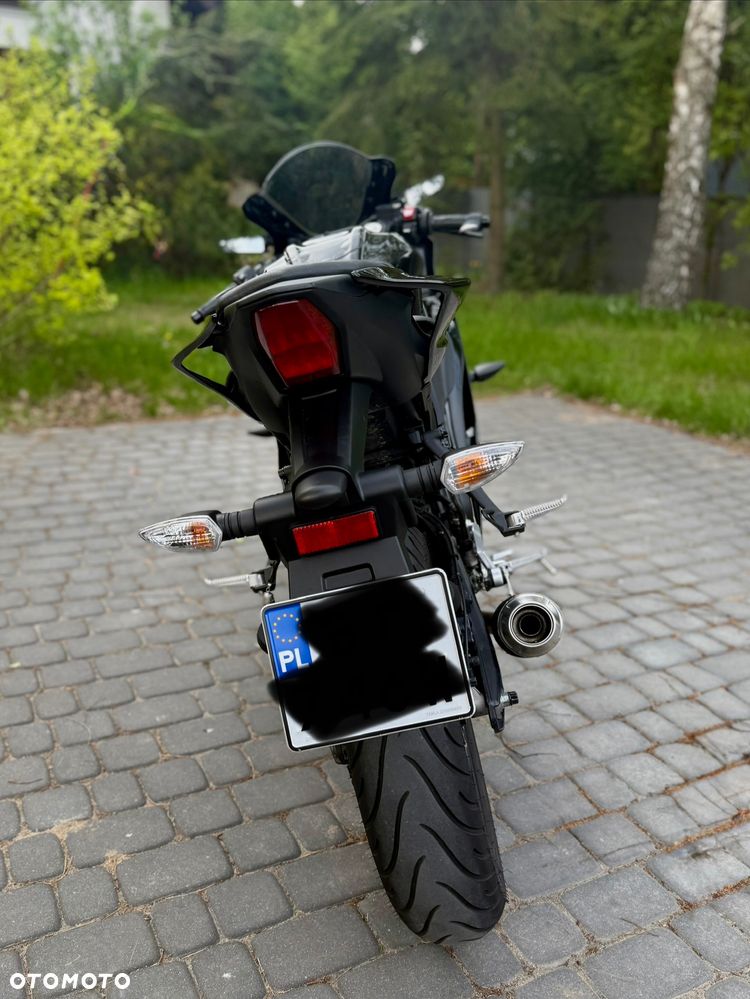 Yamaha YZF - 4