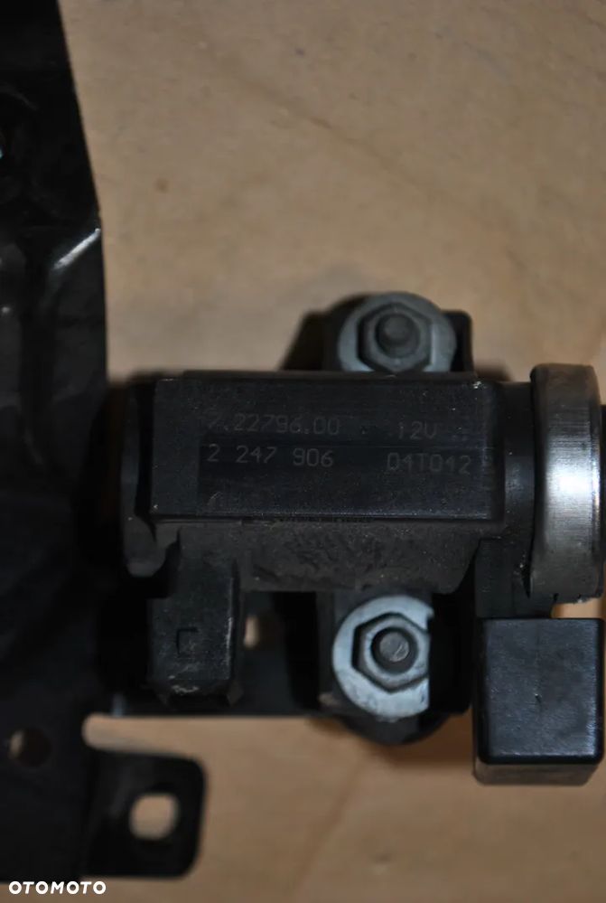 Zawór podciśnienia BMW E46 2.0 D 150 KM - 3