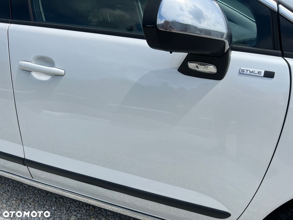 Peugeot 3008 HDi FAP 150 Platinum - 11