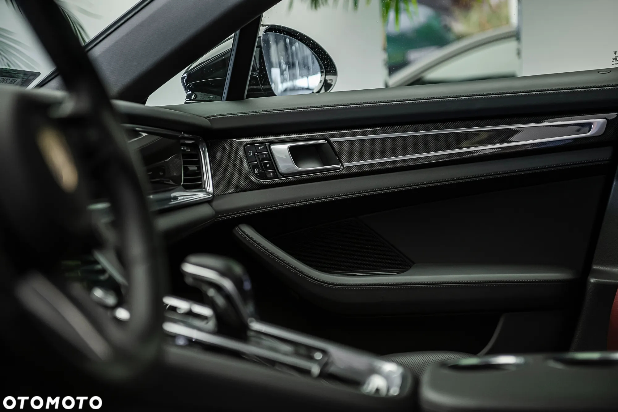Porsche Panamera - 14