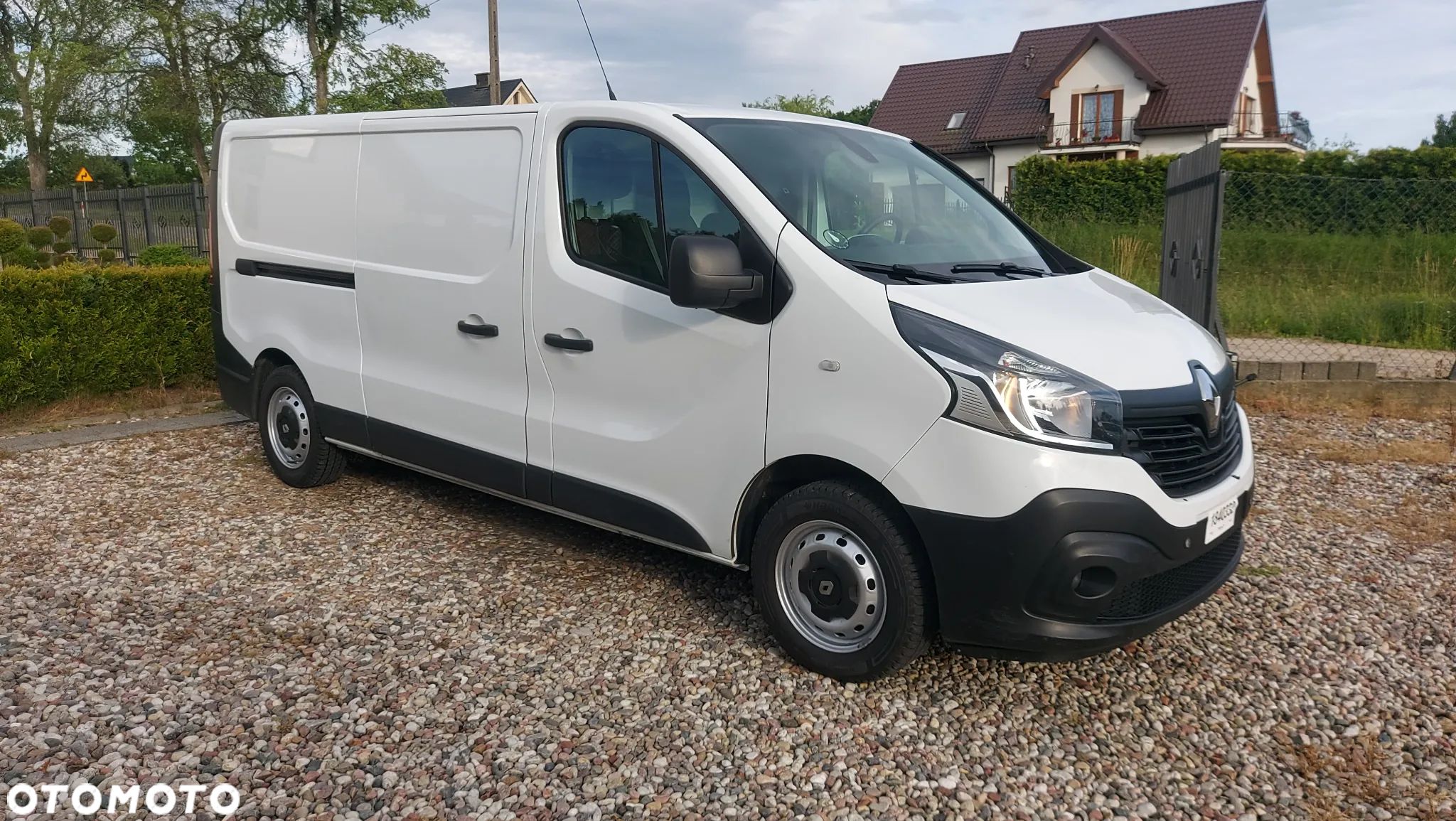 Renault Trafic - 1