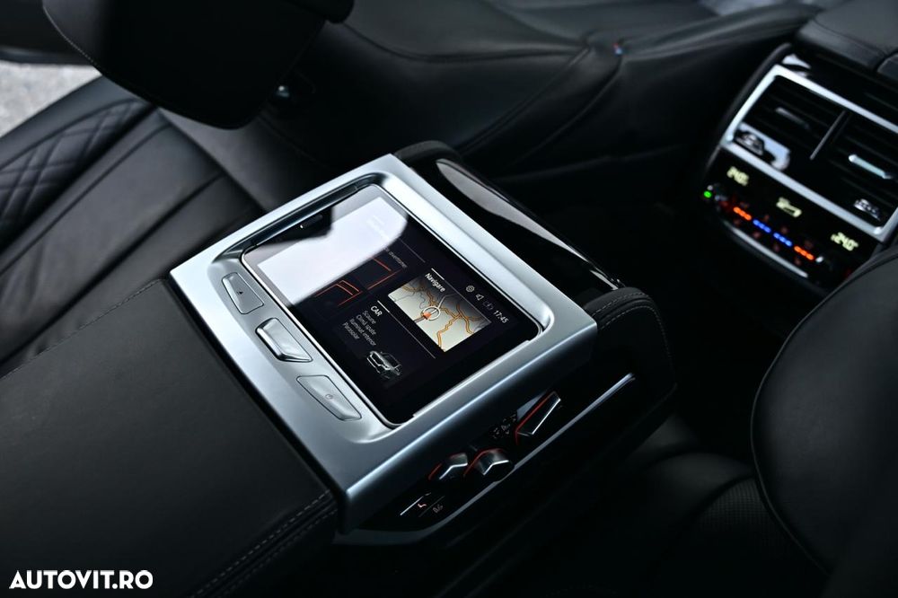 BMW Seria 7 - 27
