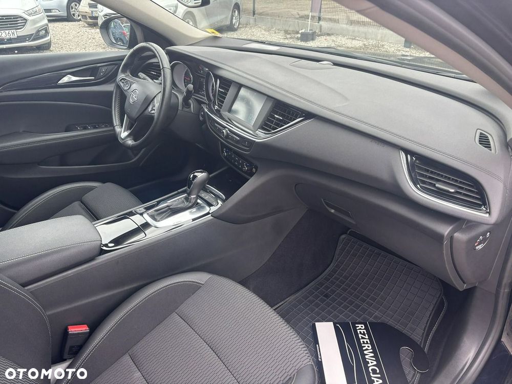 Opel Insignia - 38