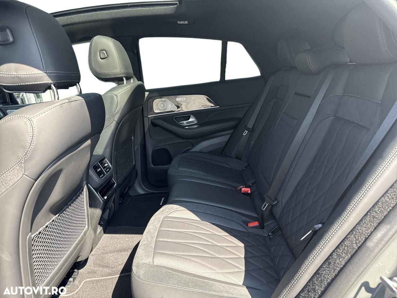 Mercedes-Benz GLE Coupe AMG 53 PHEV - 10
