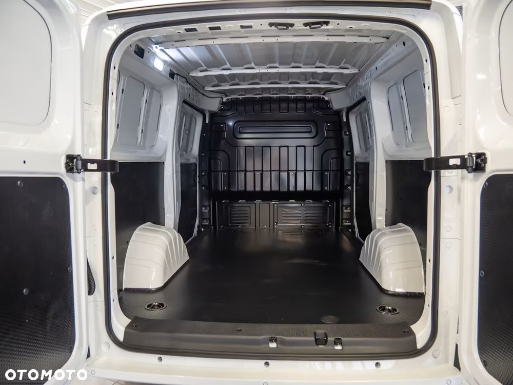 Maxus e-Deliver 5 L1H1 - 2