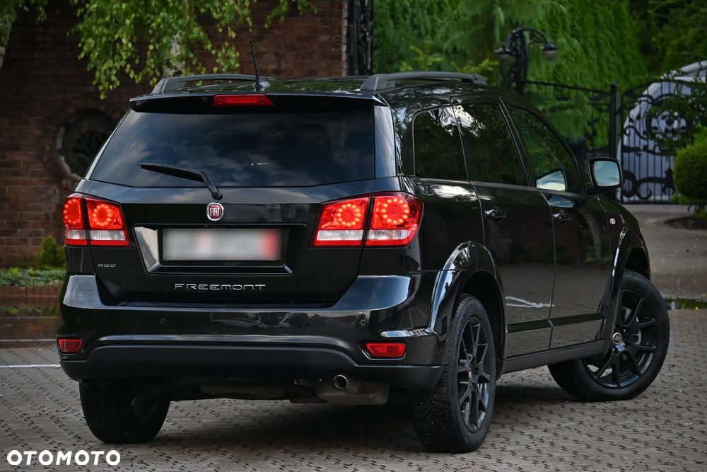 Fiat Freemont 2.0 Multijet 16V DPF Automatik Allrad Black Code - 13
