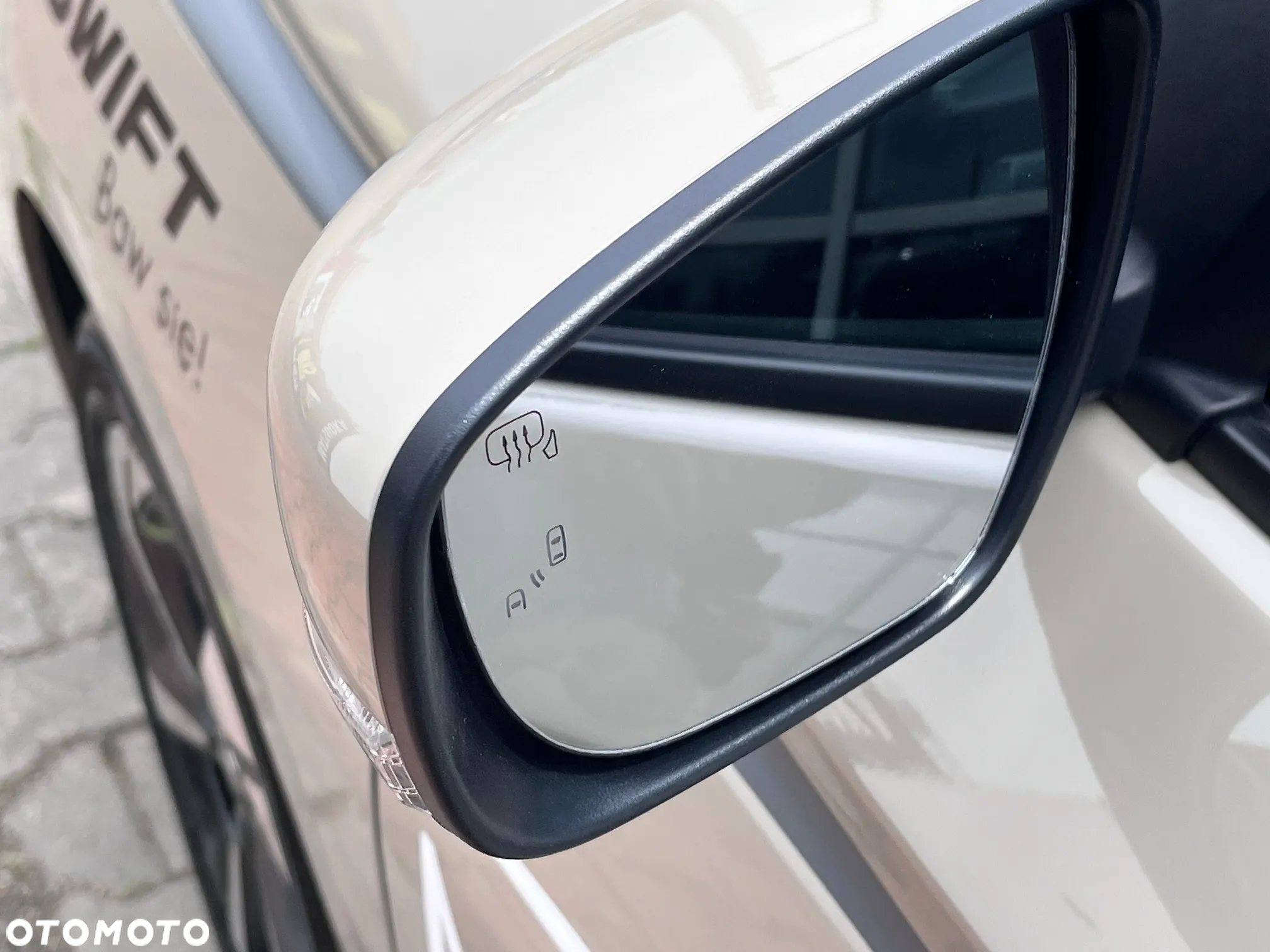 Suzuki Swift - 12