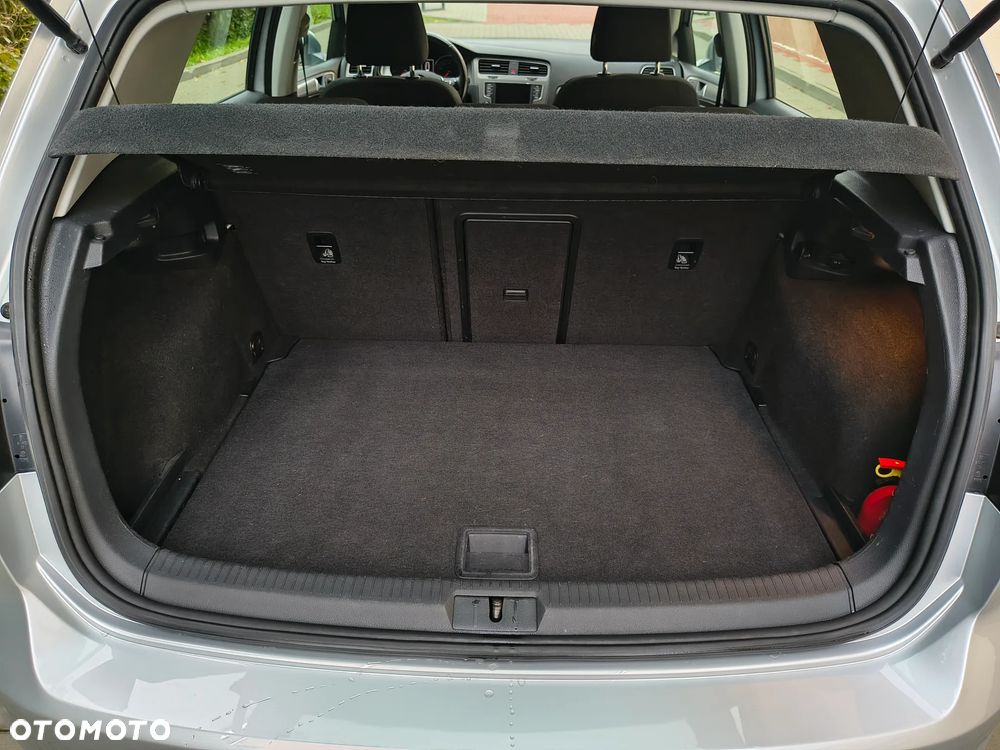Volkswagen Golf 1.6 TDI BlueMotion Comfortline - 27