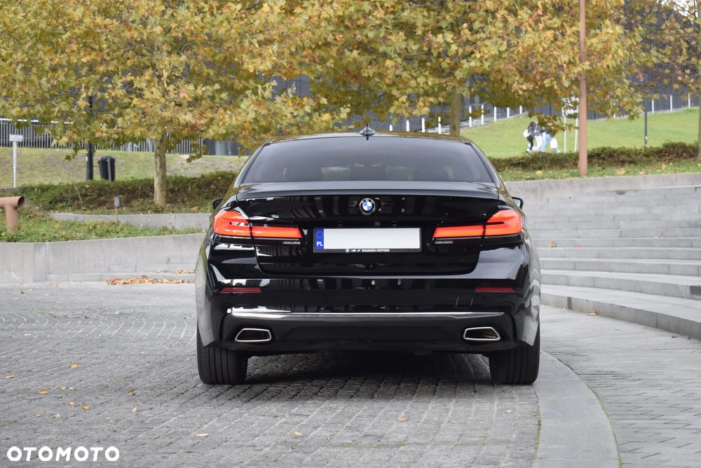 BMW Seria 5 518d Luxury Line - 6