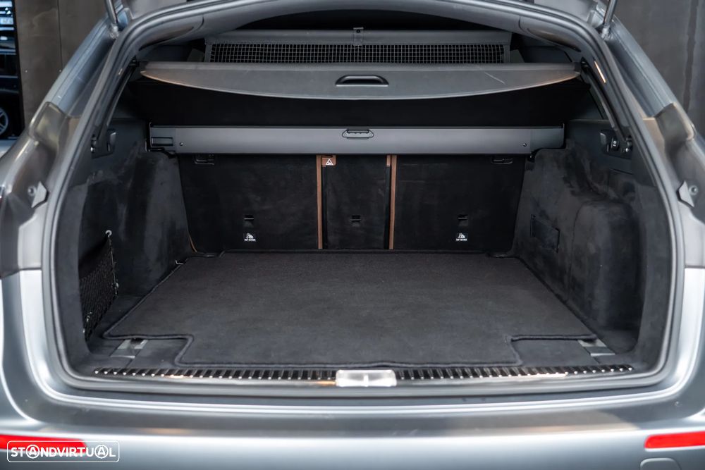 Mercedes-Benz E 63 AMG S 4Matic+ 9G-TRONIC - 8