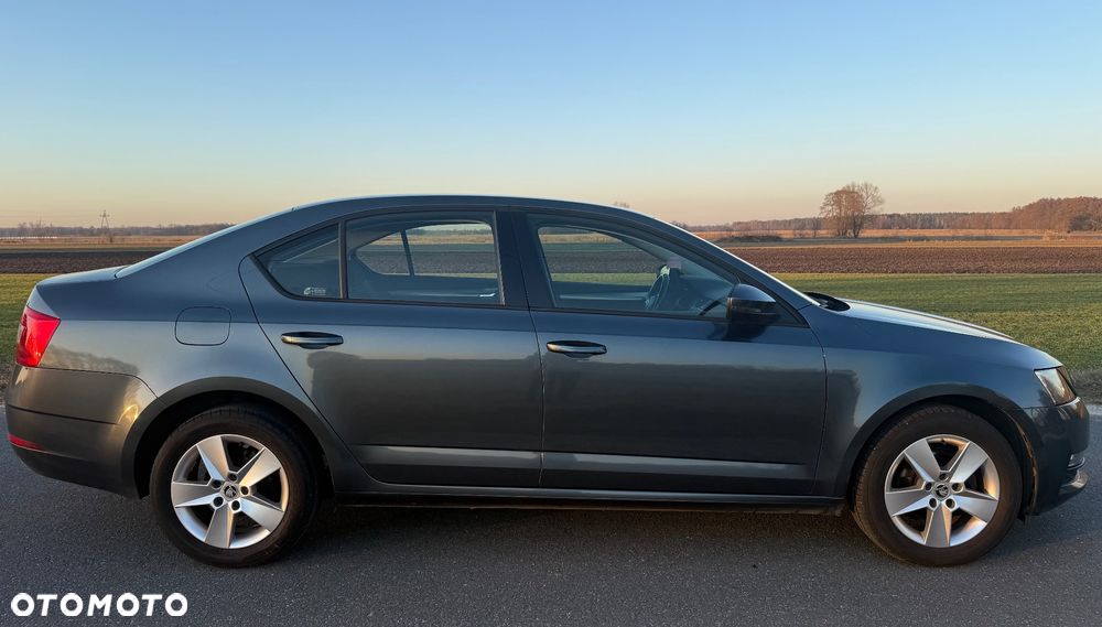 Skoda Octavia 1.6 TDI Active - 4