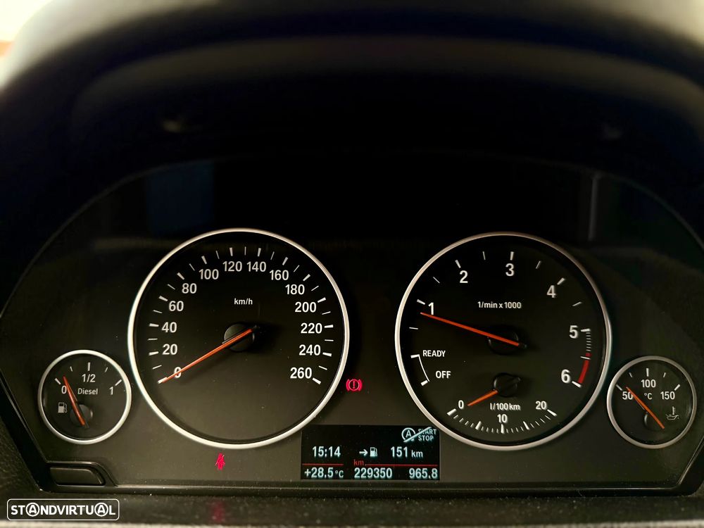 BMW 318 d Line Sport - 22