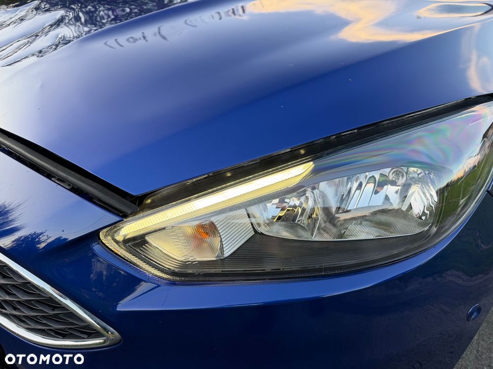 Ford Focus 1.0 EcoBoost Start-Stopp-System Champions Edition - 16