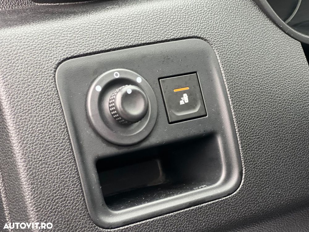 Dacia Duster 1.5 dCi 4WD Prestige jante 17" - 25