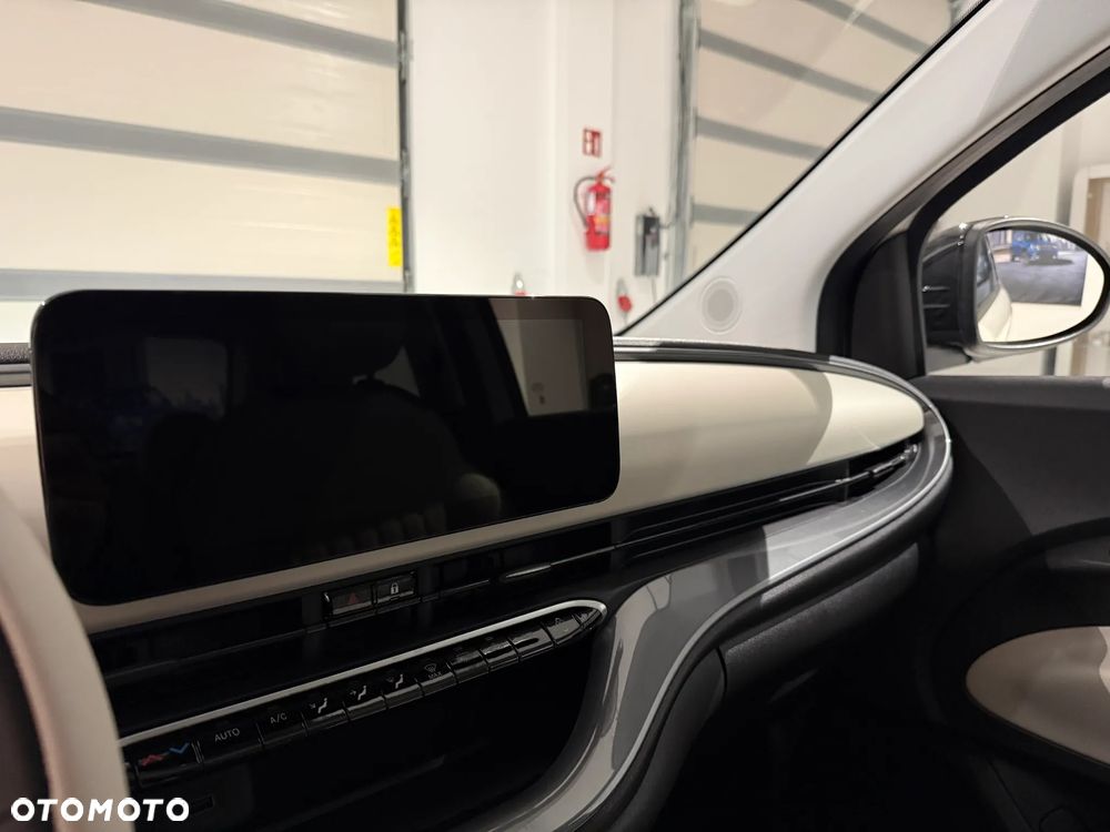 Fiat 500 ver-1-0-hybrid - 17