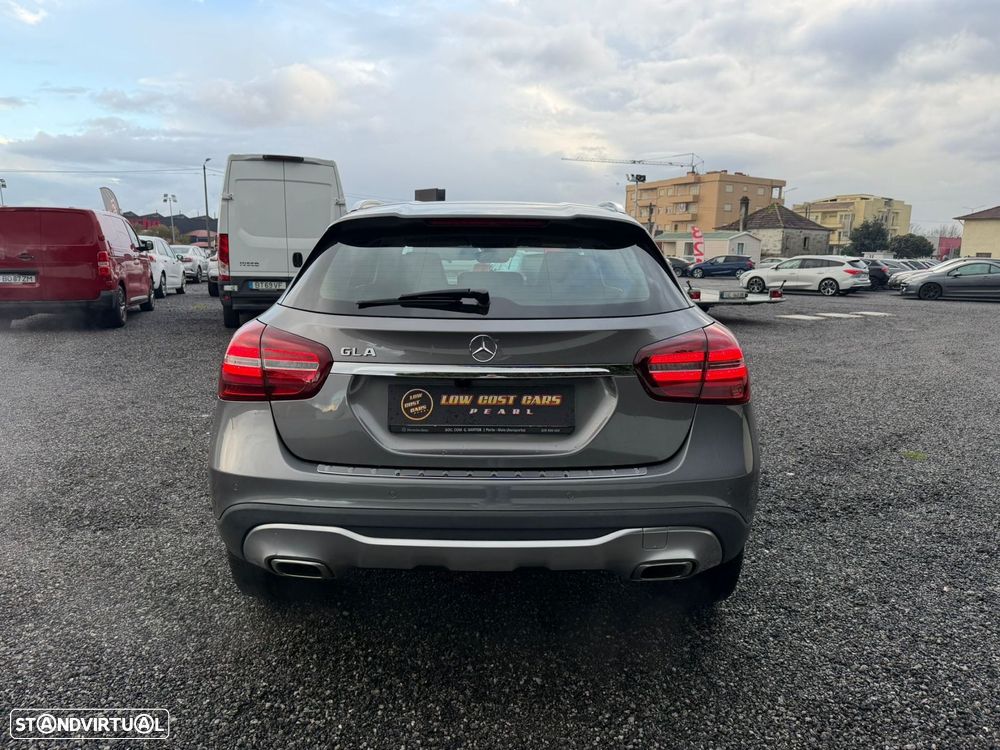 Mercedes-Benz GLA 180 CDI Urban - 9