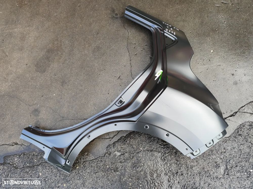 NISSAN JUKE F15 ILHARGA PAINEL TRAS ESQUERDO - Z578 - 1