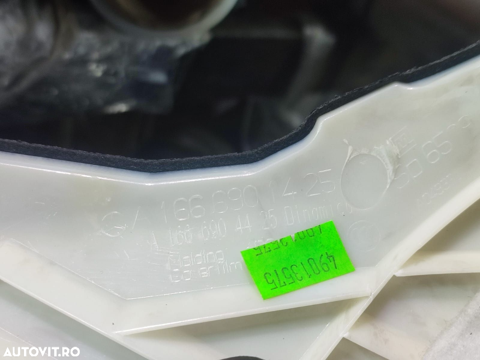 Ornament stalp A1666901425 Mercedes-Benz GLE 1 (W166) [2016 - 2019] 2 - 2