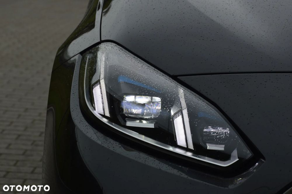 BMW Seria 1 118d - 8