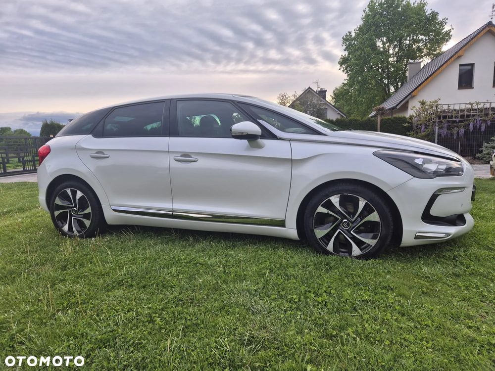 Citroën DS5 2.0 HDi Hybrid4 SoChic MCP - 34