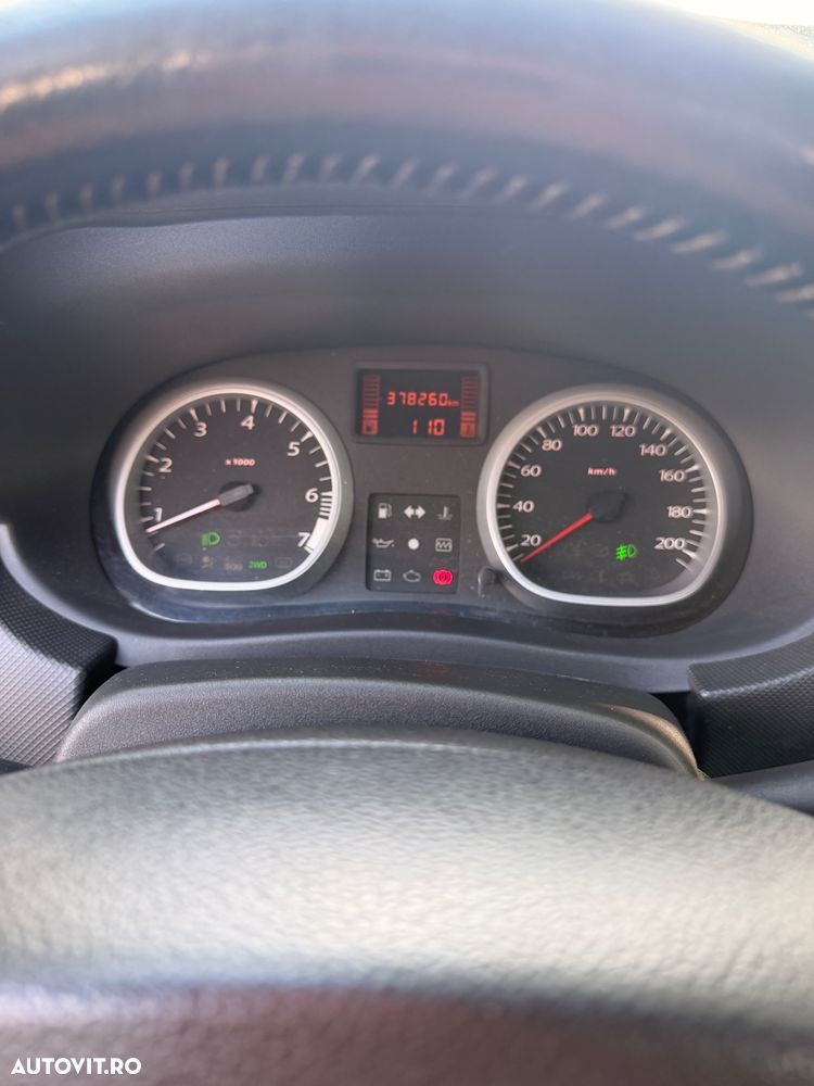 Dacia Duster 1.6 4x4 Prestige - 11