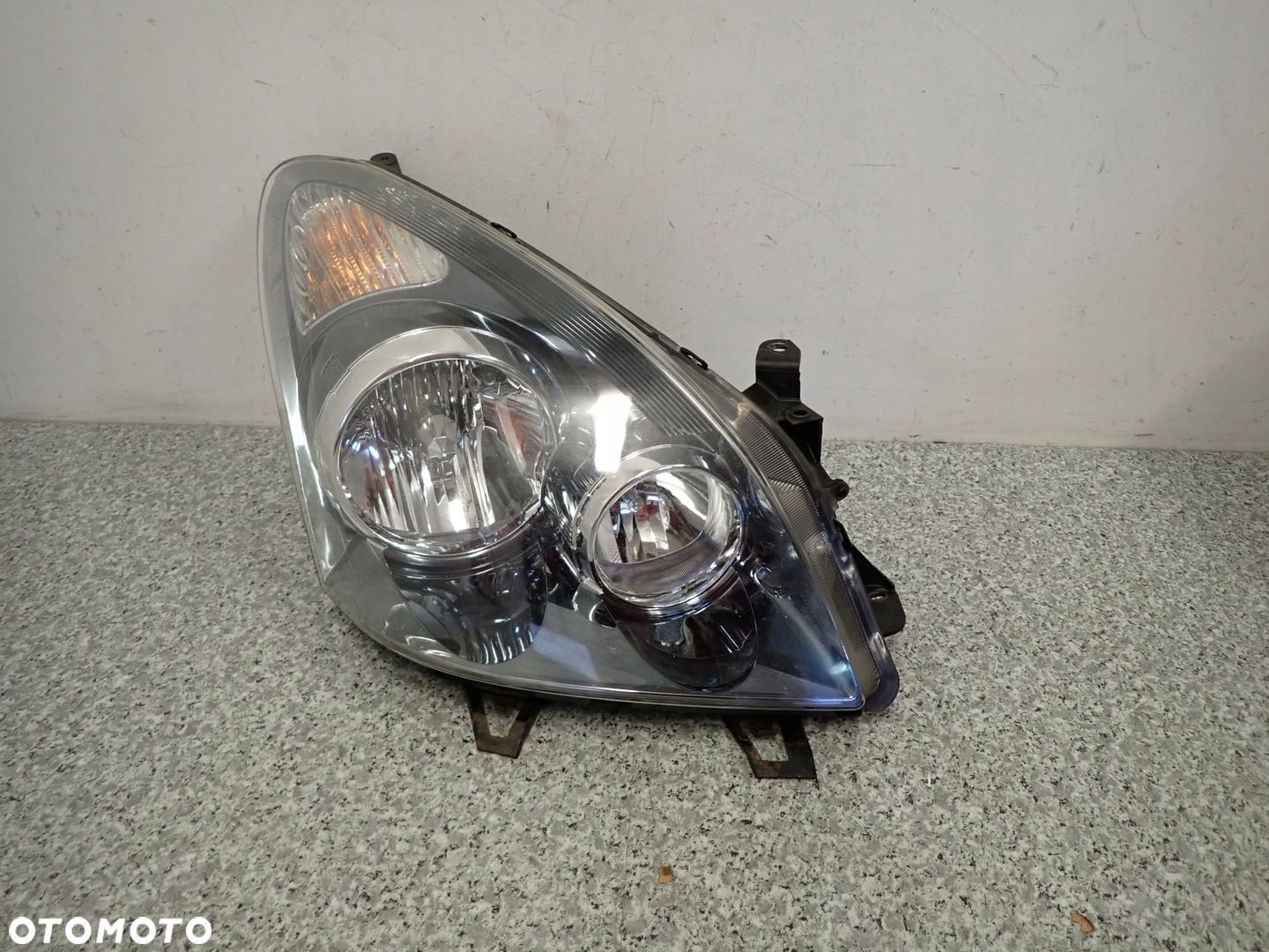 TOYOTA COROLLA VERSO 07- LAMPA PRZEDNIA PRAWA REFLEKTOR PRAWY D-CAT - 1