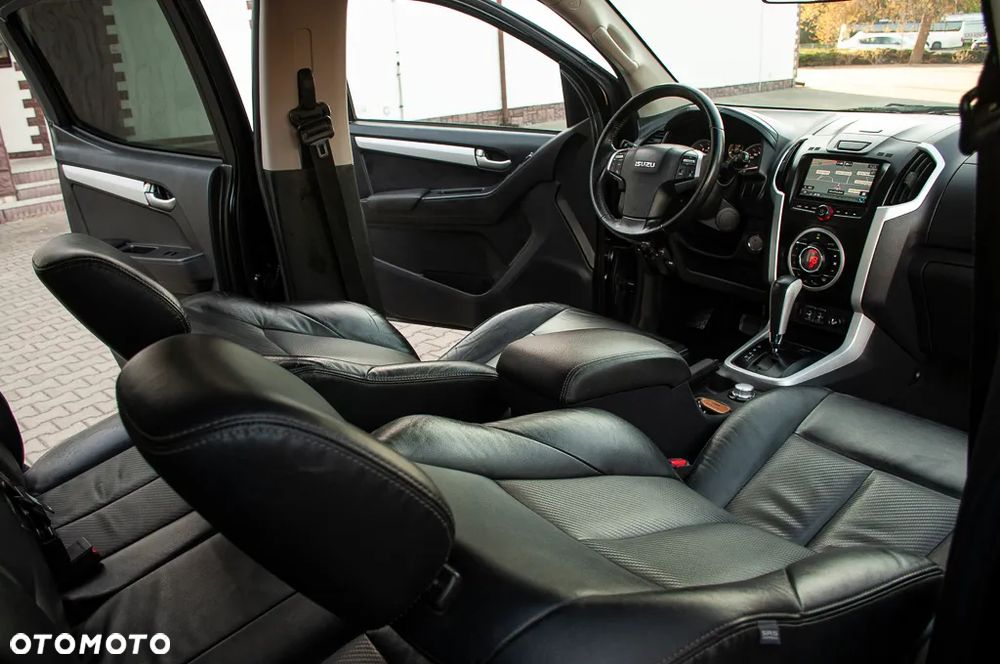 Isuzu D-Max 4x4 Double Cab Autm Premium+ - 12