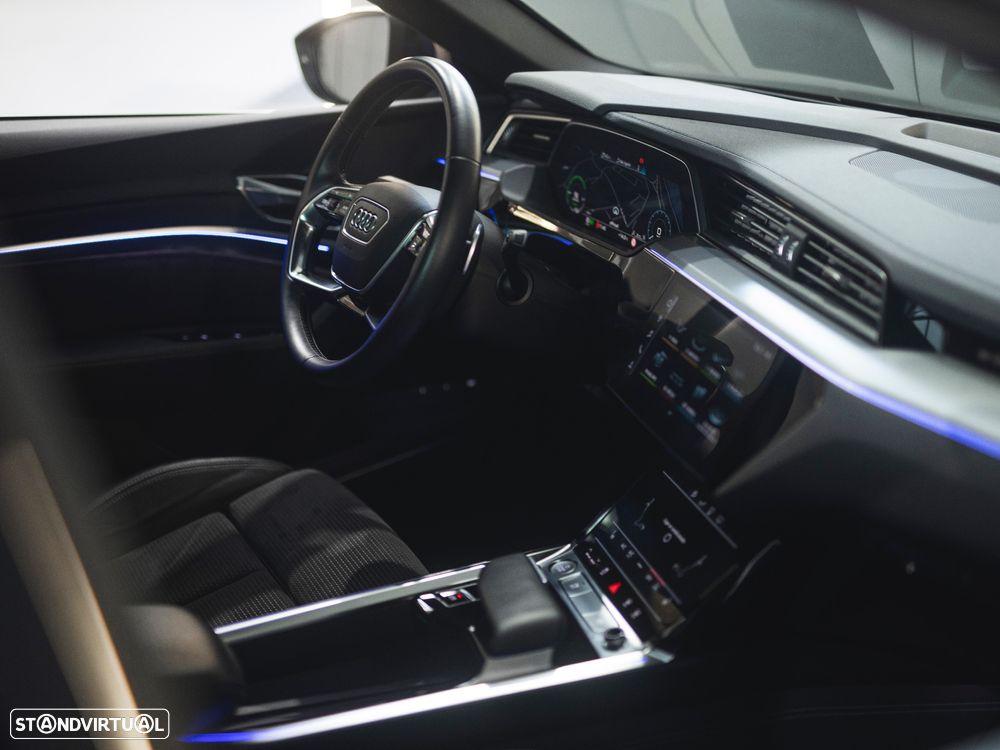 Audi e-tron 55 quattro S line - 21