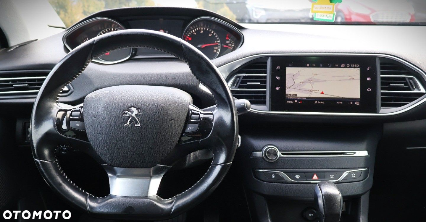 Peugeot 308 - 17